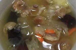 山楂枸杞銀耳湯