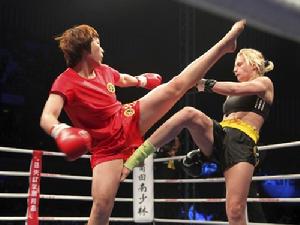 阿薩雅·希諾曼斯娃 阿薩雅·希諾曼斯娃