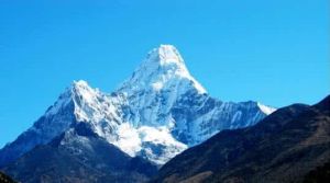 格重康峰 格重康峰