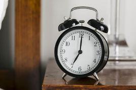 鬧鐘[詞語概念]