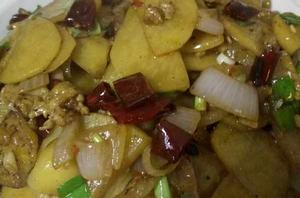 洋蔥土豆炒肉片 洋蔥土豆炒肉片
