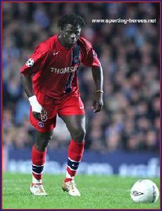 莫德斯特·姆巴米 莫德斯特·姆巴米