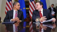 歐盟委員會主席巴羅佐和美國總統歐巴馬交談