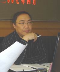 （圖）賈達群報導工作情況