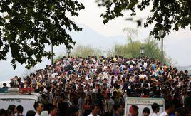 杭州西湖遊客井噴 杭州西湖遊客井噴