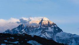 地球之巔 地球之巔