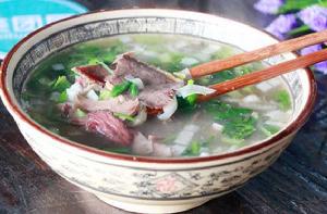 萵筍滾牛肉湯 萵筍滾牛肉湯