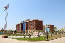 灤縣橫渠實驗中學