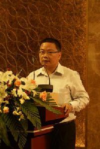 萬榮[資深零售人]