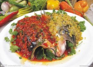椒香蒸魚頭 椒香蒸魚頭