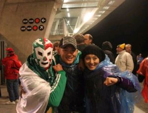 聶遠和妻子親密赴南非看世界盃