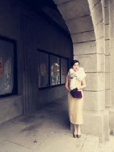 戴穎[南大“旗袍女神”]