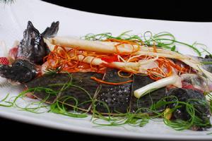 蟲草花蒸黃花魚 蟲草花蒸黃花魚