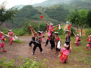 （圖）磨皮花鼓 