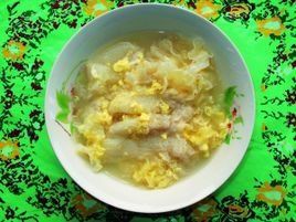 雪耳竹笙雞蛋湯 雪耳竹笙雞蛋湯