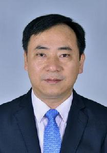 周興龍[松江區小崑山鎮黨委委員]