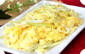 韭黃番茄汁炒蛋 韭黃番茄汁炒蛋