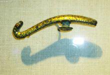 帶形鉤 （西漢時期），鍍金青銅器