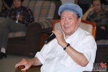 劉文西先生髮表評論（華山李澎/攝）