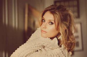 艾拉·亨德森 艾拉·亨德森