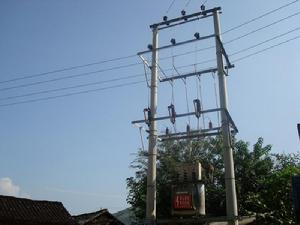 崗連自然村輸電線路