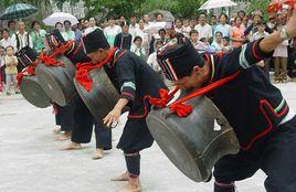 壯族銅鼓舞 壯族銅鼓舞