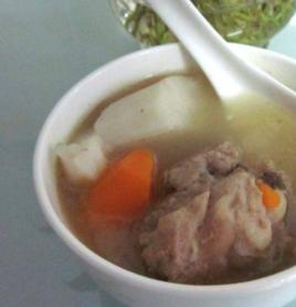 大骨山藥胡蘿蔔湯 大骨山藥胡蘿蔔湯