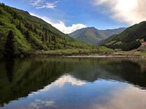 馬牙雪山天池 馬牙雪山天池