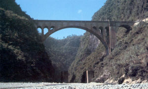 壺瓶山自然保護區