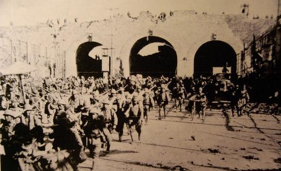 史達林死守莫斯科的底氣在哪裡,是他的賭徒性格?多虧了日本!