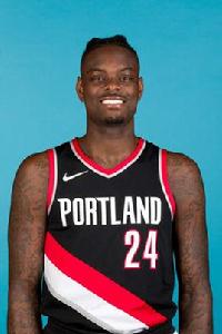 莫羅[NBA籃球運動員]