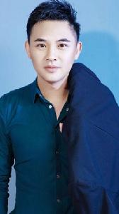 何飛[中國著名導演]