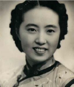 陳白露[曹禺話劇《日出》中主要人物]