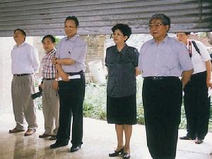 1999年6月24日，國務委員、時任教育部部長陳至立來所視察。