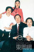 左起許仁懿、陳晴、陳佐洱和陳曦