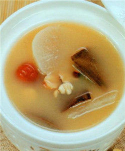 蘿蔔芡實蓮子豬脷湯 蘿蔔芡實蓮子豬脷湯