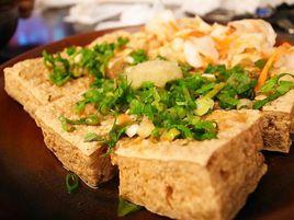 酥炸臭豆腐 酥炸臭豆腐