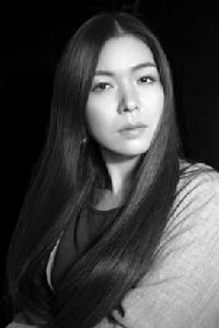 黃嘉玲[黃嘉玲《全球華人》雜誌社任執行主編]