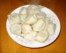 各種各樣的小白菜餃子