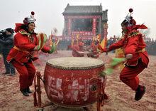 戲樓前碧霞宮廣場正月廟會社火表演