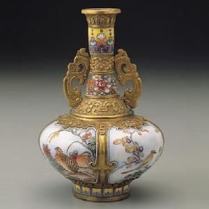 清乾隆畫琺瑯花鳥雙耳瓶 清乾隆畫琺瑯花鳥雙耳瓶