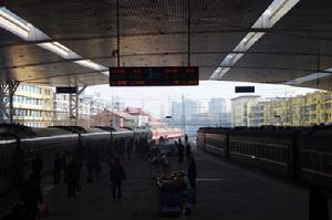 泰山火車站的站台