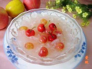 冰鎮櫻桃銀耳羹 冰鎮櫻桃銀耳羹