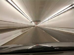 實際道路上的隧道