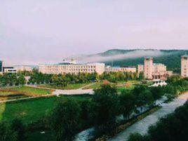 伊春市第一中學 伊春市第一中學