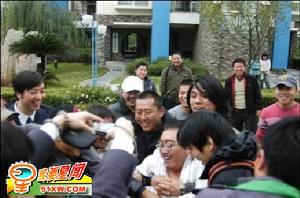 《幸福不拒絕眼淚》