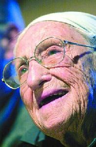 以馬內利修女 以馬內利修女