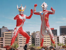 夢比優斯·奧特曼與泰羅