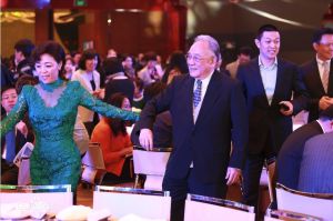 李苗苗社長與何光遠部長