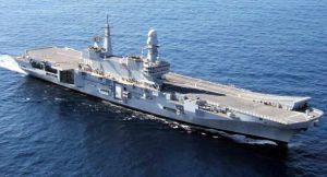 義大利加富爾號航空母艦 
